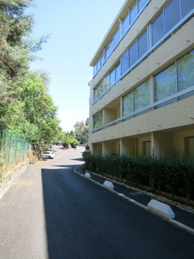 Joli Studio A Front De Mer Saint-Raphael  Exterior photo